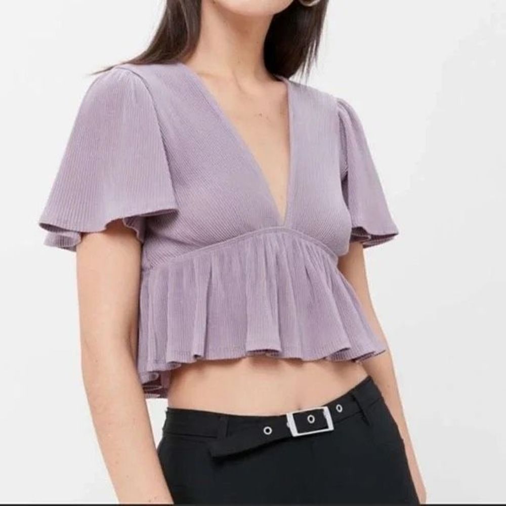 ✨Uo Rori Ribbed Plunging Babydoll Top✨